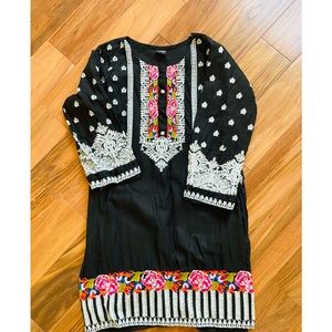Black embroidered kurta